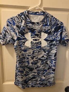 Under Armour Blue, Gray & White Camo Logo Short Sleeve Tee